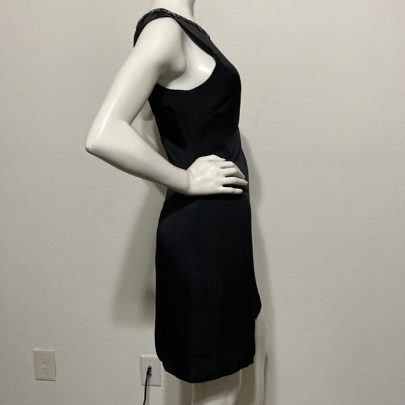 Banana Republic Black Shift Dress Jeweled Neck Sleeveless Size 10 - Picture 5 of 8